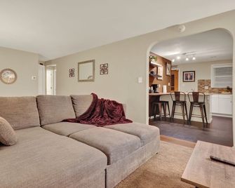 Cozy 1-bedroom house in charming Lititz, Pa. - Lititz - Huiskamer