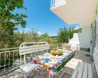 Apartments Zorica - Tučepi - Balkon