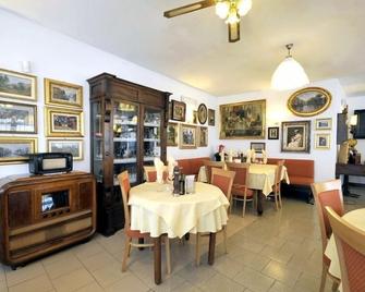 Hotel Ristorante ai Campi Di Marcello - Monfalcone - Ресторан