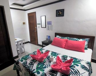 Jace's Travellers Inn - El Nido - Habitación