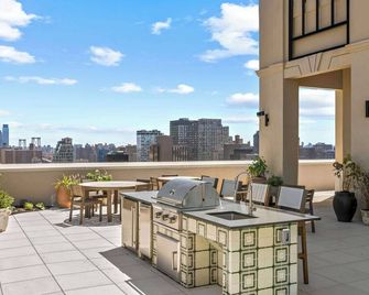 Freeman 603 by Rove- Studio with Shared Amenities - New York - Ban công