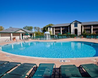 Holiday Inn Club Vacations At Lake Geneva Resort By IHG - Lake Geneva - Pool