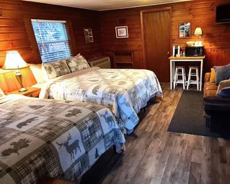 Family Chalet with Fireplace under Pine trees - Wilmington - Slaapkamer