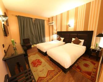 Hotel Akouas - Meknès - Schlafzimmer