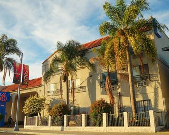 Motel 6 Inglewood. Ca - Inglewood - Building