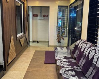 Sivamurugan residency - Erode - Salon