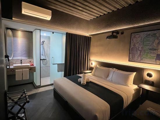 B Hotel Kuala Lumpur thumbnail 2