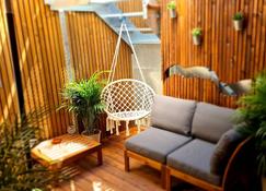 Appartement terrasse chambre jacuzzi privatif - Toulouse - Sala de estar