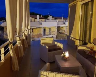 B&b Alla Niviera - Valenzano - Balcón