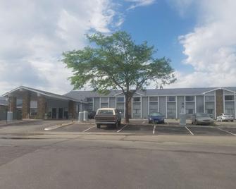 Super 8 by Wyndham Casper East/Evansville - Evansville - Building