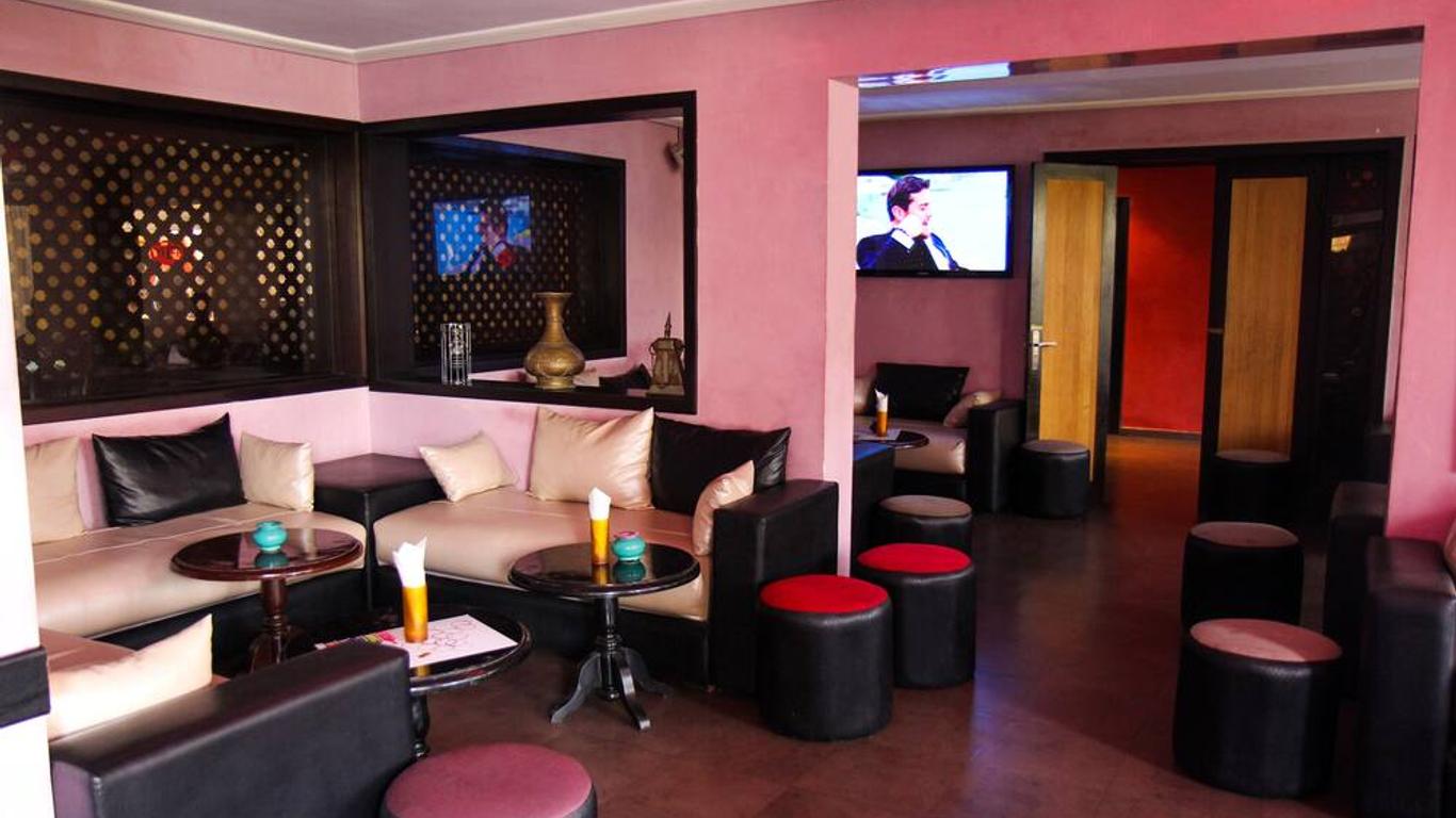 New Farah Hotel