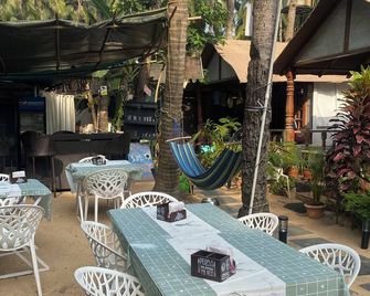 Tropical Bay - Palolem - פטיו