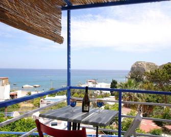 Paradis Studios - Archangelos - Balkon