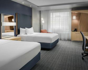 Courtyard by Marriott Muncie at Horizon Convention Center - Muncie - Bedroom