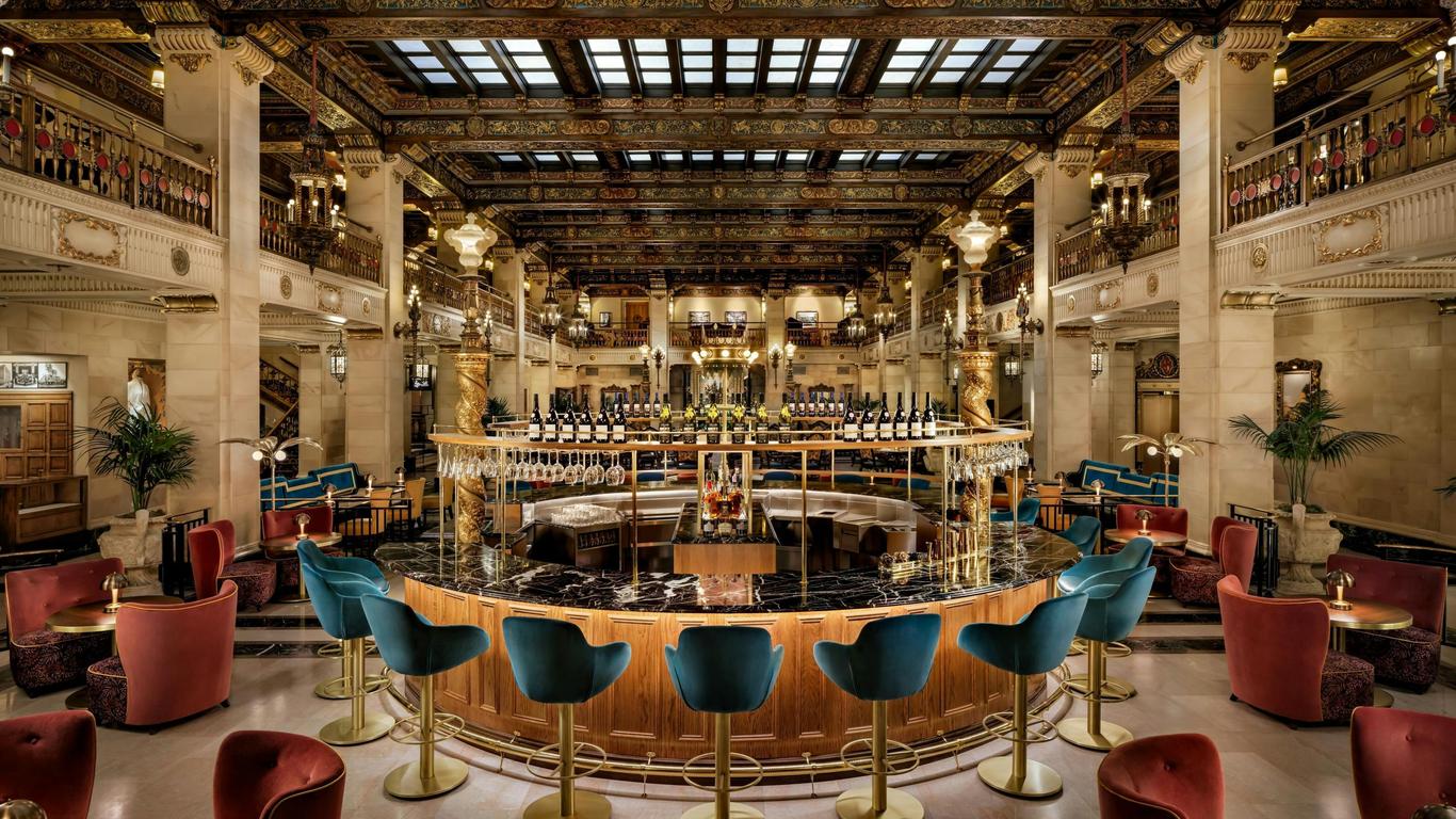 The Louie, A Davenport Hotel, Autograph Collection