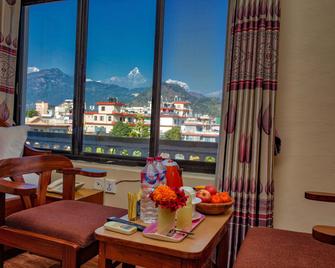 Hotel Grand Holiday - Pokhara - Comedor