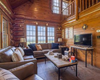 Guesthouse Cabin vacation rentals in Berkshire County - Sheffield