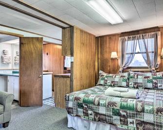 Cozy Franconia Cottage with Community Pool and Hot Tub - 法蘭哥尼亞 - 臥室