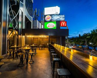 Nonze Hostel - Pattaya Pusat - Restoran