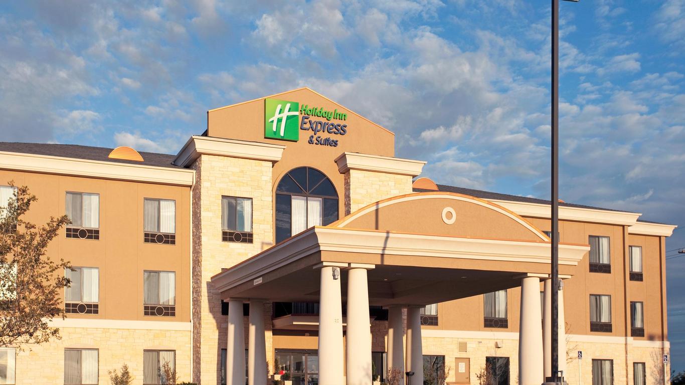 Holiday Inn Express & Suites Amarillo South