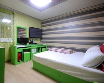 Gwangju Unamdong Thema - Gwangju - Bedroom