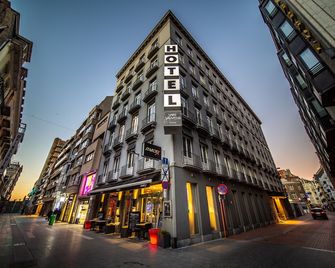 Hotel Saint Sauveur by WP Hotels - בלנקנברג - בניין