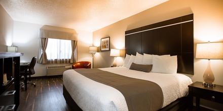 Image of hotel: Ten Pin Inn & Suites