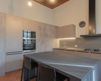Torno Design Apartment by Rent All Como - Torno - Küche