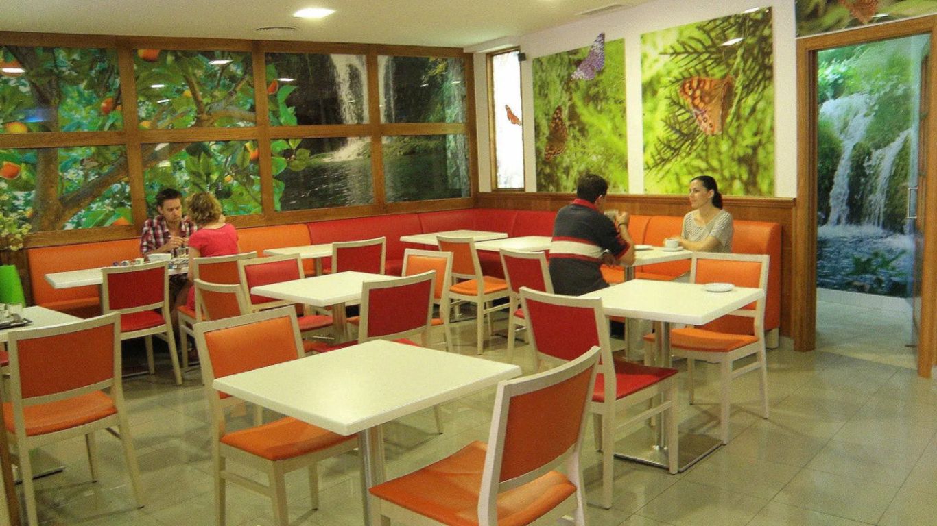 بويرتا ديل مار