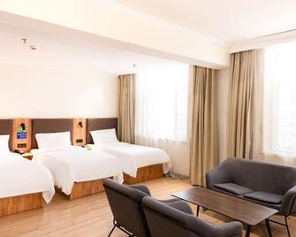 Greentree Inn Hebei Cangzhou Huangye Development Zone - Cangzhou - Living room