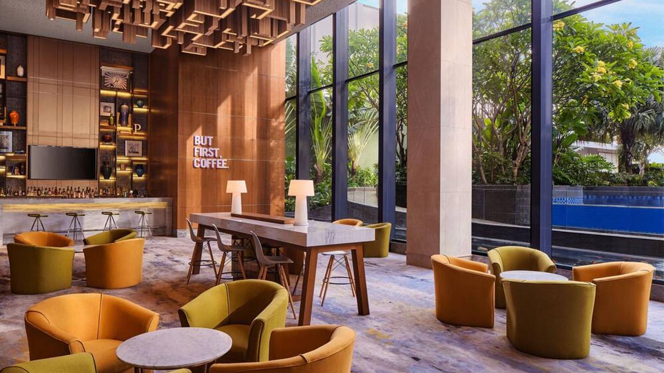 Four Points by Sheraton Surabaya, Tunjungan Plaza