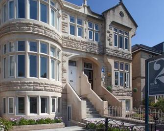 2 Crescent Gardens Guest House - Bath - Rakennus
