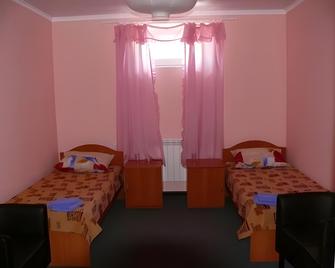 Hotel 24 Chasa - Barnaul - Bedroom