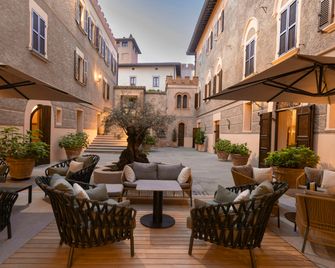 Borgo Dei Conti Resort Relais & Chateaux - Perugia - Edificio