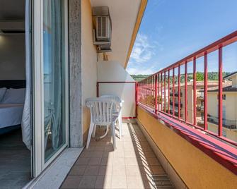 Hotel Imperial S - Garda - Balcony