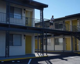 Relax Inn Pendleton - Pendleton - Gebouw
