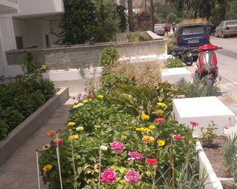 Fania Apartments - Kardamena - Außenansicht
