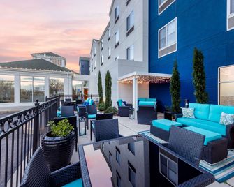 Hilton Garden Inn Albuquerque/Journal Center - אלבקורקי - מרפסת