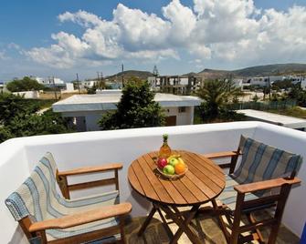 Apollon Rooms - Apollonia - Balcony