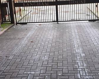 1 Bed apartment in Luton Town Centre - Milton Keynes
