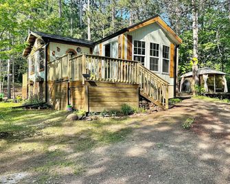 Firepit, Gazebo, Fiber Optic, 10 min Casino - Pine City