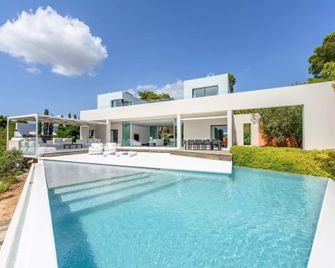 Villa in Ibiza with Sea Views near Es Torrent - Sant Josep de sa Talaia - Pool