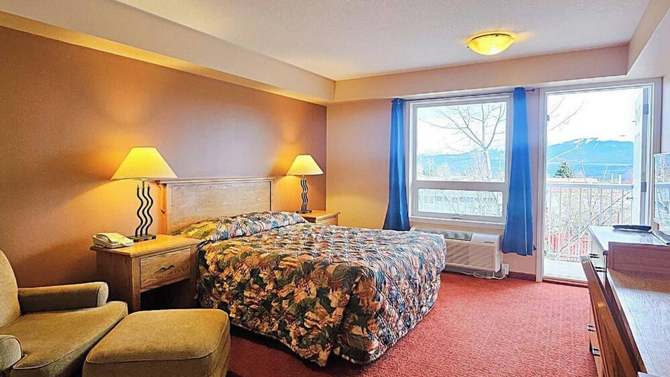 Misty Mountain Inn & Suites