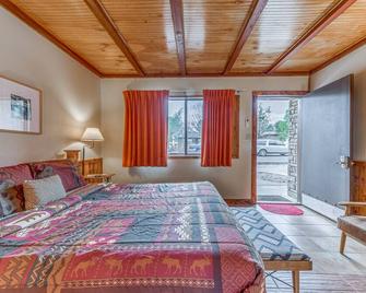 Pet-Friendly Ruidoso Studio about 5 Mi to Alto Lake! - Ruidoso - Habitación