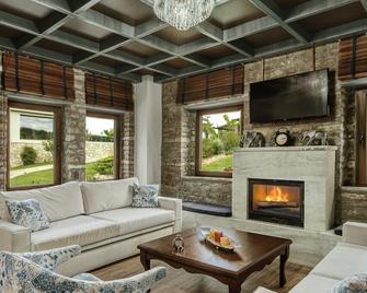 Vintage Suites Trikala - Trikala - Sala de estar