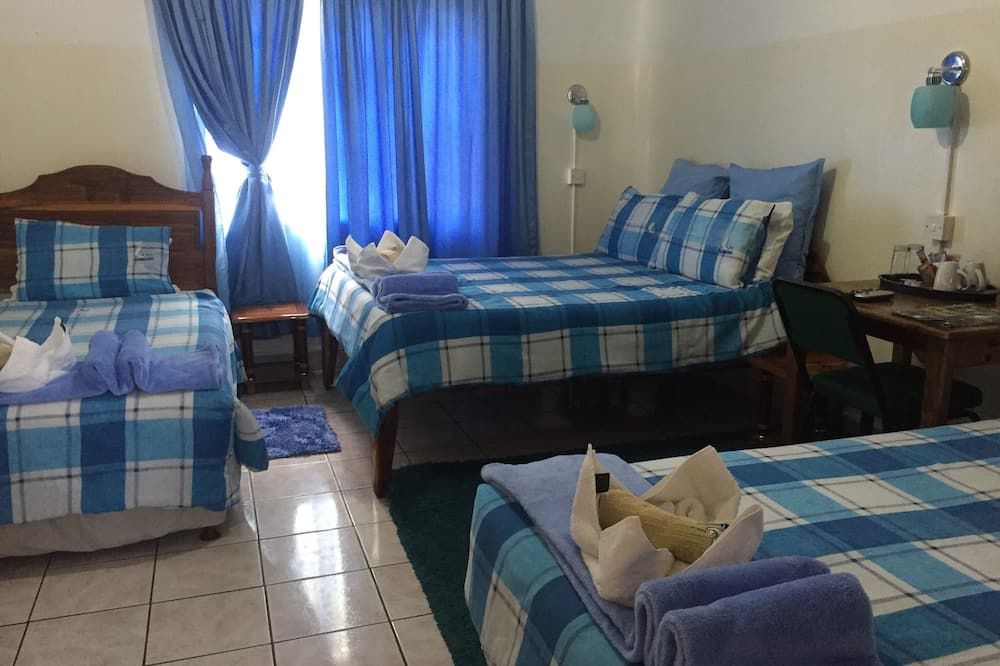 Liya Guest Lodge - Kasane - Bedroom