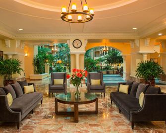 Four Points by Sheraton Suites Tampa Airport Westshore - Tampa - Hành lang
