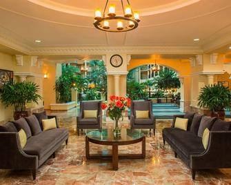Four Points by Sheraton Suites Tampa Airport Westshore - טמפה - לובי