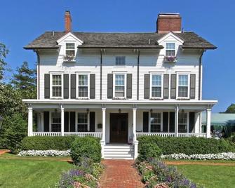 The Hedges Inn - East Hampton - Будівля