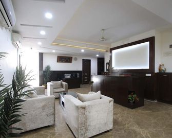 Empire B and B - Gurugram - Lobby